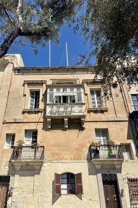 3B7176B0 05DD 4EBC A0A3 38114F3133EE