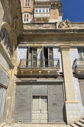 DDDDFF7B B285 45C2 8D19 1933563583B1