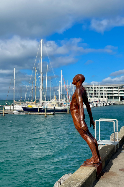 Wellington 83