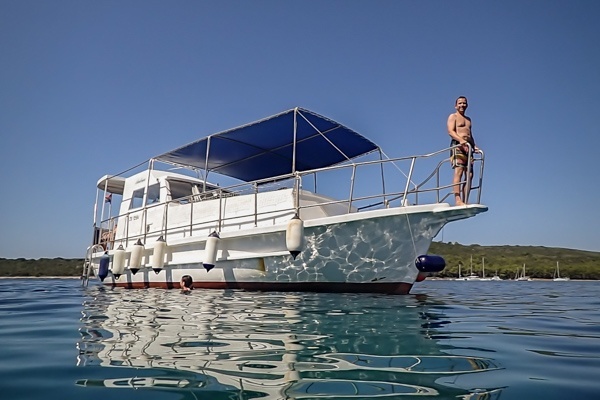 Mark auf dem Boot während der Tour durch die Kornaten