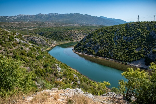 Blick in die Zrmanja Schlucht in Kroatien