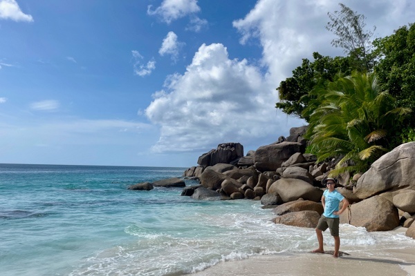 Am Strand Anse Georgette auf Praslin, Seychellen
