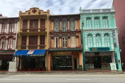 2B87C106 7044 445C 9937 FCE97B825E9E