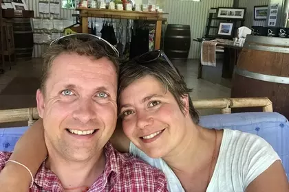 6F309E5A 203C 490F 8DF4 0B5ACAB771DF