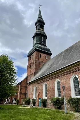 0BC74EE6 783B 49EF B3C6 7615809ACA66