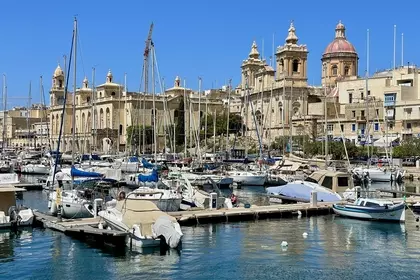 83838A8E 71A7 4348 A84B 4D634CE724ED