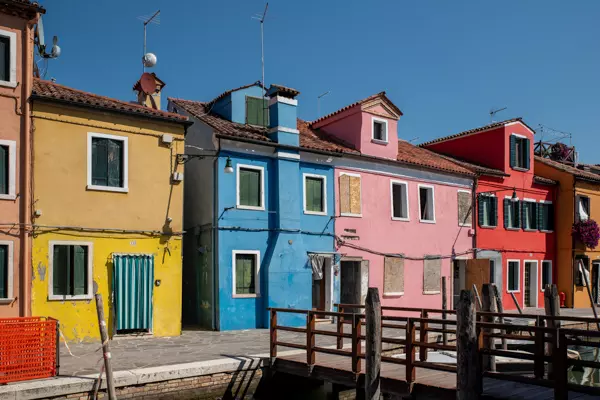 Bunte Häuser in Burano, Venedig