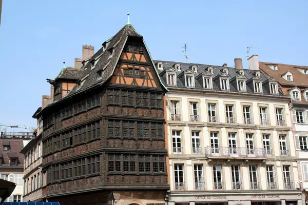 Straßburg ist Sitz des Europäischen Parlaments verbindet in ihrer Kultur und Architektur deutsche und französische Einflüsse, Frankreich