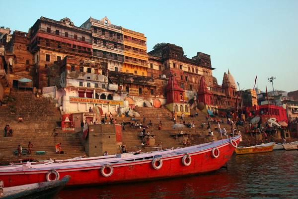 Varanasi am Ganges, heiligste Stadt des Hinduismus und älteste Stadt Indiens, Uttar Pradesh