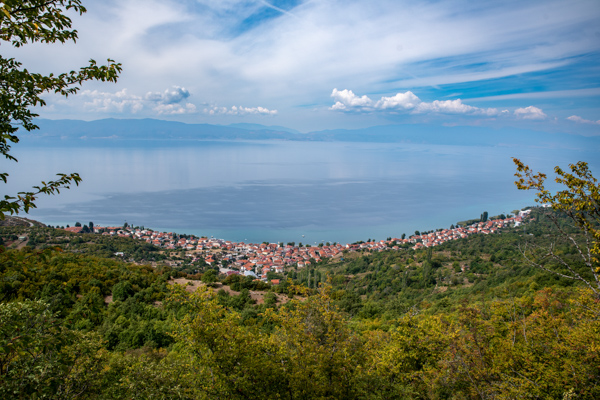Blick vom Nationalpark Galicica auf den Ohrid-See